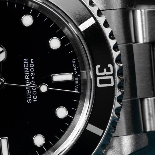 Rolex Submariner No Date 14060M - Image 3